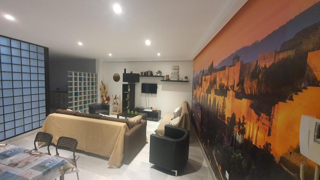 Lyrioshomes Apartamentos Los Treboles Málaga Eksteriør billede