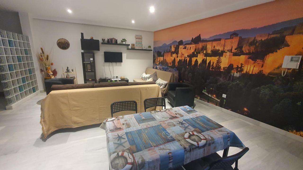 Lyrioshomes Apartamentos Los Treboles Málaga Eksteriør billede